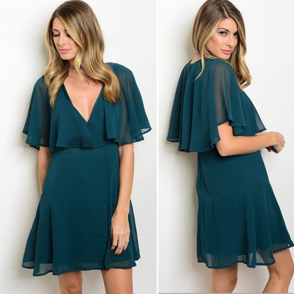 Dresses & Skirts - Dark Green V-Neck Holiday Dress